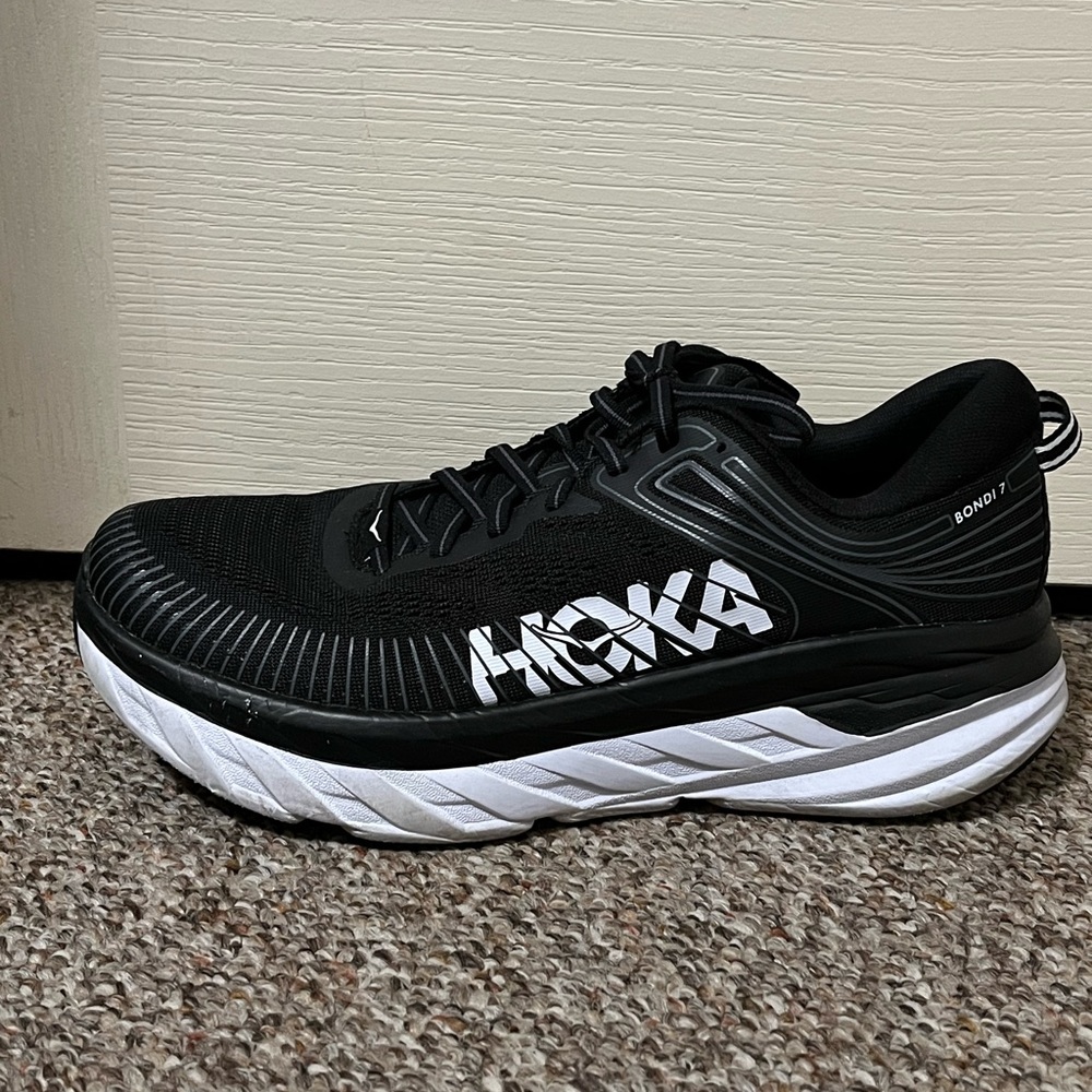 Hoka Bondi 7 Men/Adult shoe size 11 Casual 1110519-BWHT BLACK / WHITE